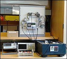 Experiment equipment on the table and shelf.